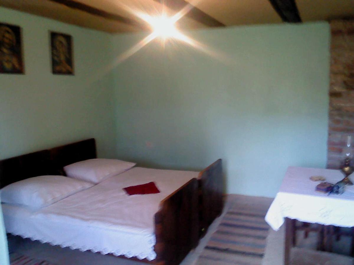 Snasini Kucari Bed & Breakfast Gradiste Екстериор снимка