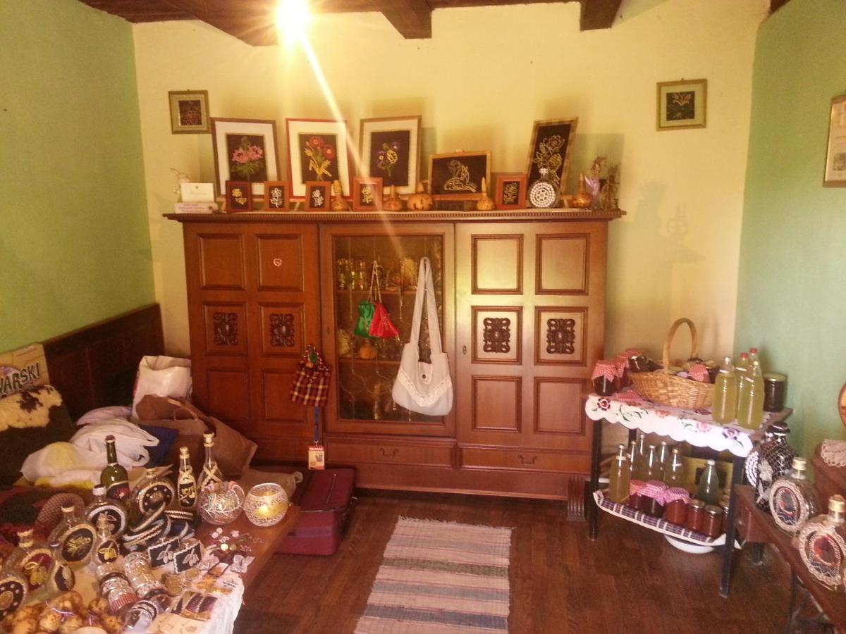 Snasini Kucari Bed & Breakfast Gradiste Екстериор снимка